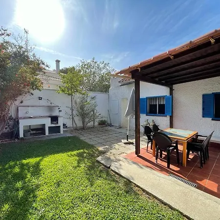 En Canos, Chimenea, Sin Coger Coche La Playa Y El Monte * Los Canos De Meca